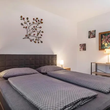Hotz Am Golfclub Lindau 1b Apartment *