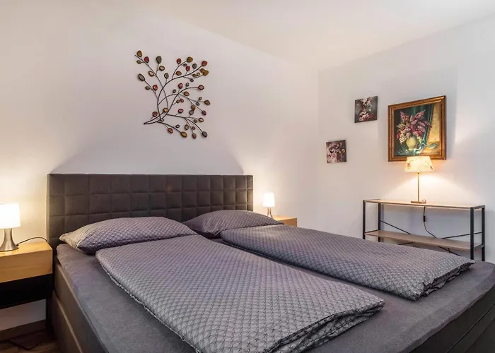 Hotz Am Golfclub 1b Appartement *